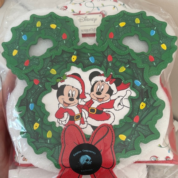 Loungefly Disney Mickey And Minnie Christmas Wreath Mini Backpack NWT - Picture 4 of 4